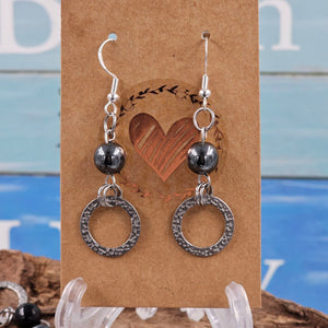 Hematite and Onyx Bracelet/Earring Set