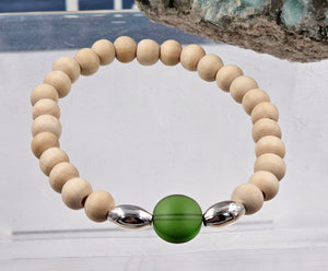 Glad and Wood Bead Stretch Bracelet