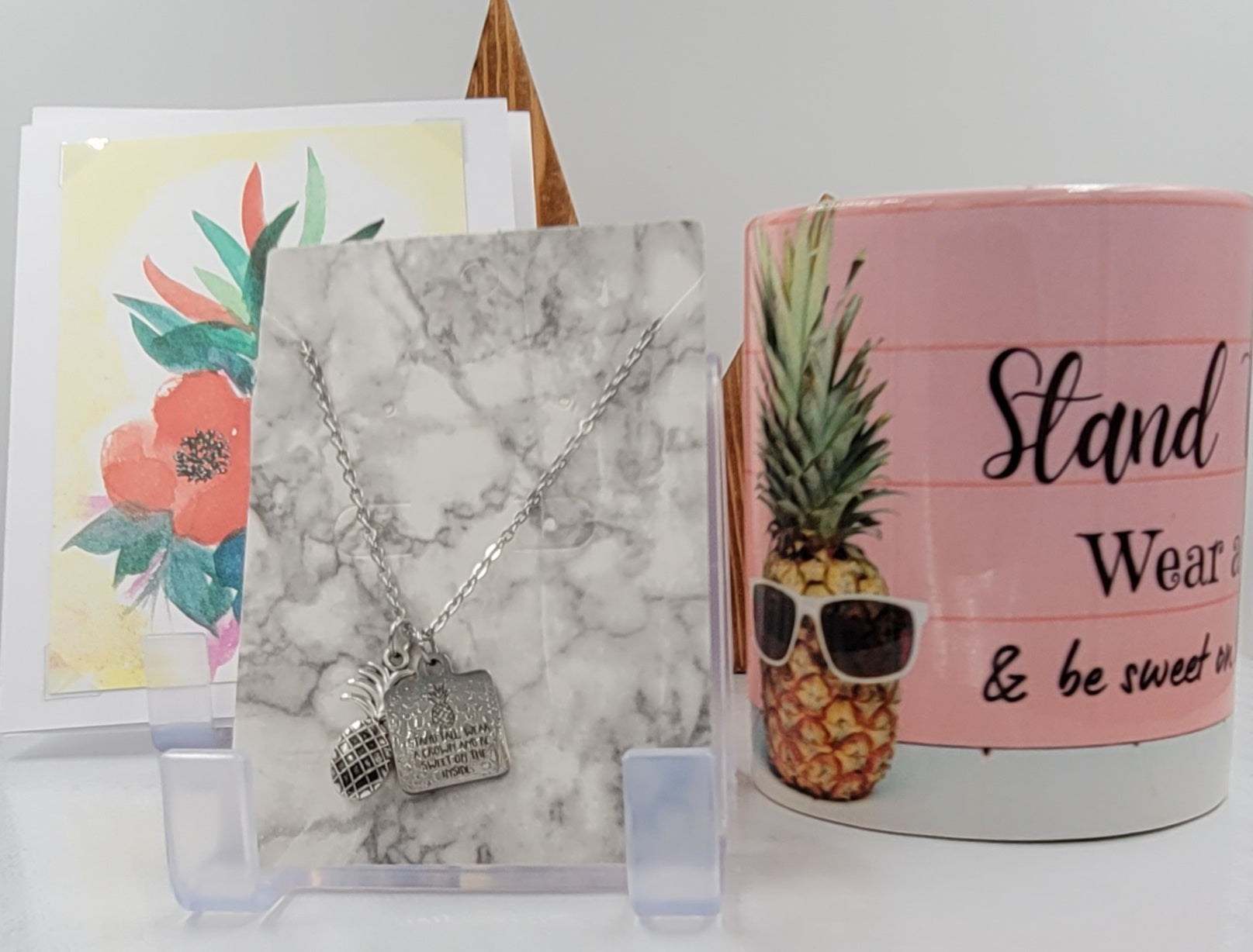 Pineapple Mug, Card, Necklace set